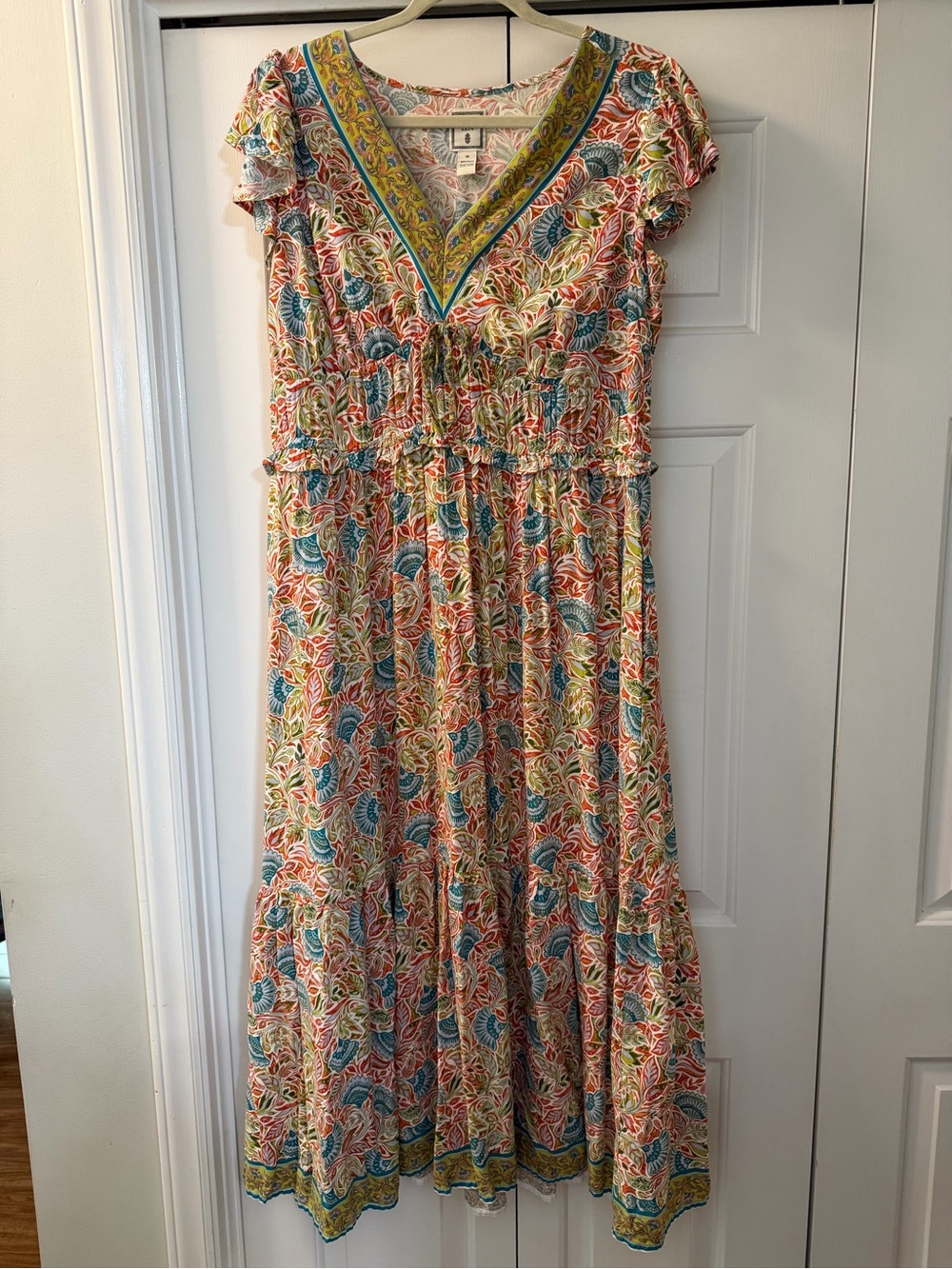 LEA V-Neck Floral Maxi Dress in Multicolor